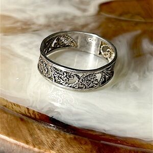 🖤Vintage Filigree sterling silver ring